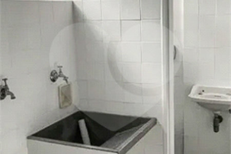 Apartamento à venda com 4 quartos, sendo 1 suíte, em Vila Olímpia, São Paulo, SP