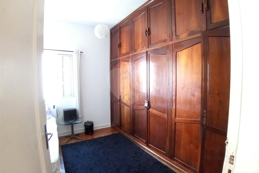 Casa à venda com 4 quartos, sendo 2 suítes, em Santana, São Paulo, SP