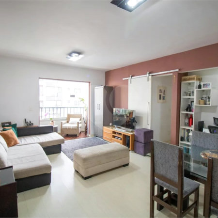 Apartamento à venda com 2 quartos, sendo 1 suíte, em Campo Belo, São Paulo, SP