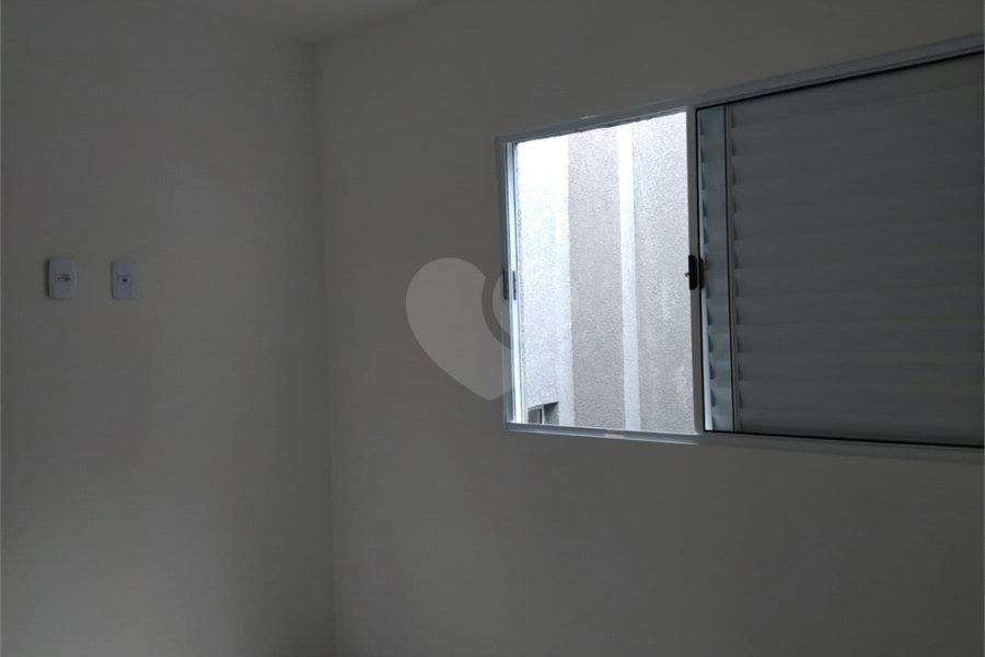Casa à venda com 2 quartos no condomínio Residencial Magueta, São Paulo - SP