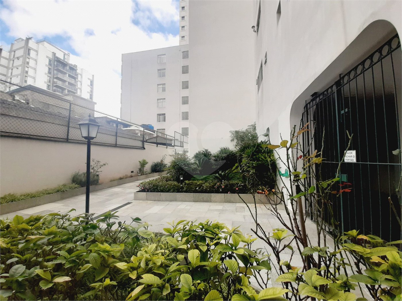 Apartamento à venda com 3 quartos em Moema, São Paulo, SP