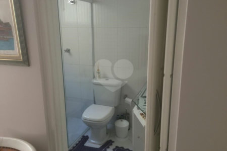 Casa à venda com 4 quartos, sendo 3 suítes, em Jardim São Paulo(zona Norte), São Paulo, SP