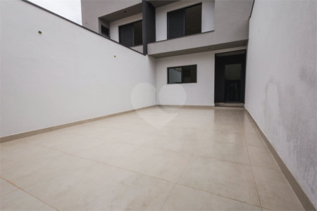 Casa à venda com 3 suítes em Jardim Santa Mena, Guarulhos, SP