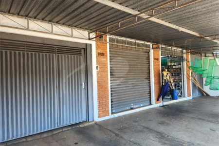 Sobrado à venda com 3 quartos, sendo 1 suíte, em Jardim Floridiana (vila Xavier), Araraquara, SP