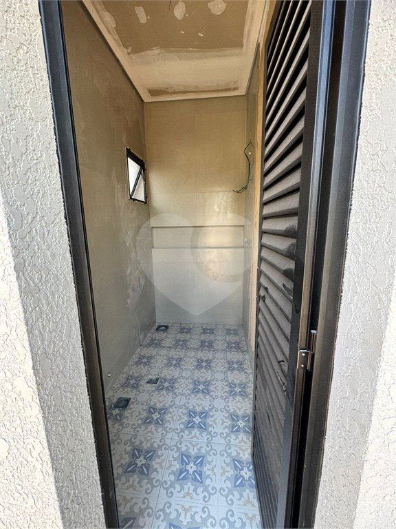 Casa à venda com 3 suítes no condomínio Reserva Central Parque, Salto - SP