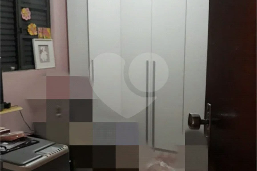 Sobrado à venda com 3 quartos, sendo 1 suíte, em Tremembé, São Paulo, SP