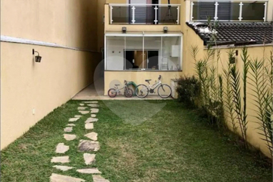 Sobrado à venda com 3 quartos, sendo 1 suíte, em Jaçanã, São Paulo, SP
