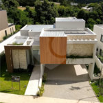 Casa à venda com 4 suítes no condomínio Villa dos Pinheiros, Indaiatuba - SP