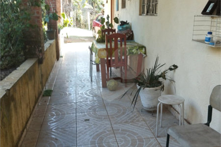 Chácara à venda com 6 quartos, sendo 1 suíte,  no Centro, Biritiba-mirim, SP