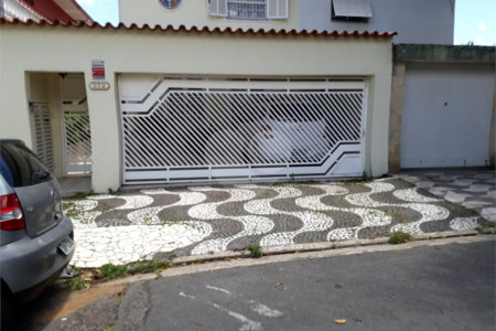 Sobrado à venda com 3 quartos, sendo 1 suíte, em Campo Belo, São Paulo, SP