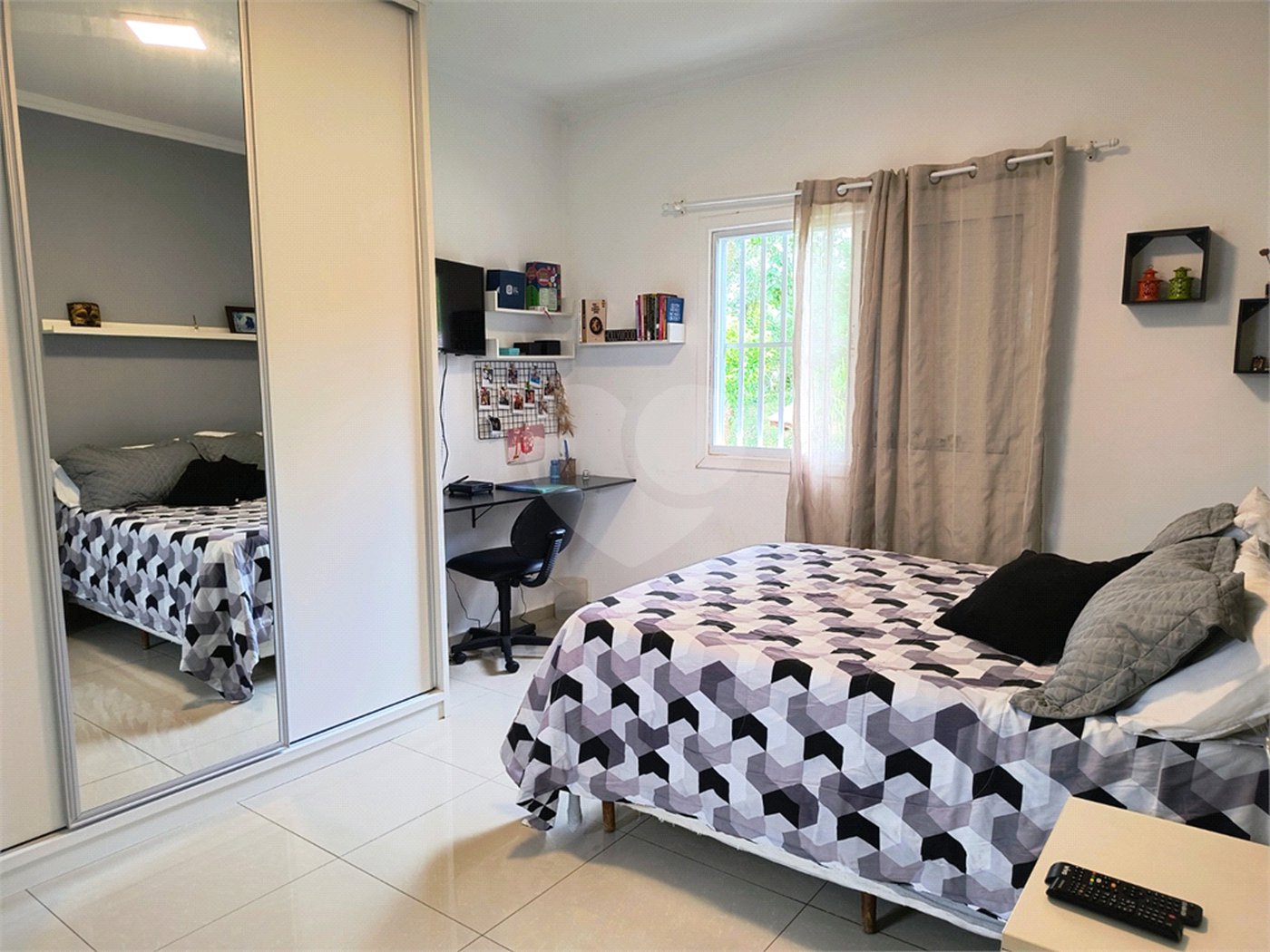 Casa à venda com 4 suítes em Roseira, Mairiporã, SP