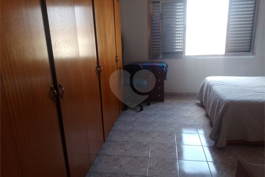 Sobrado à venda com 3 quartos, sendo 1 suíte,  em Tremembé, São Paulo, SP