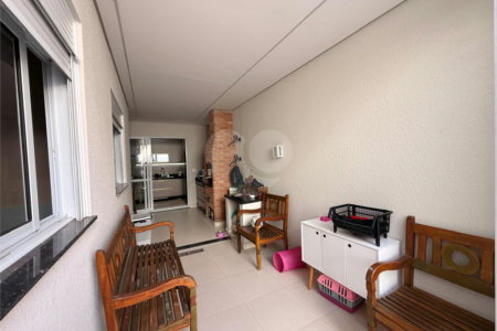 Casa à venda com 3 quartos, sendo 1 suíte, no condomínio Vila Rica, Indaiatuba - SP