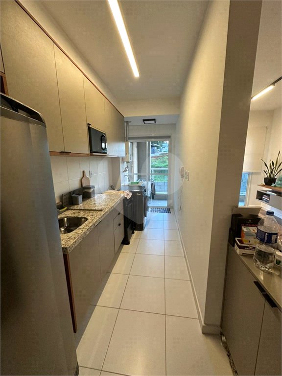Apartamento à venda com 2 quartos, sendo 1 suíte, em Bairro do Cambará, São Roque, SP