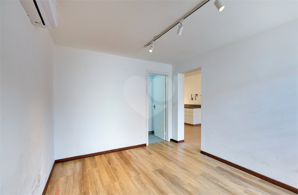 Casa para alugar com 5 quartos, sendo 3 suítes,  em Chácara Monte Alegre, São Paulo, SP