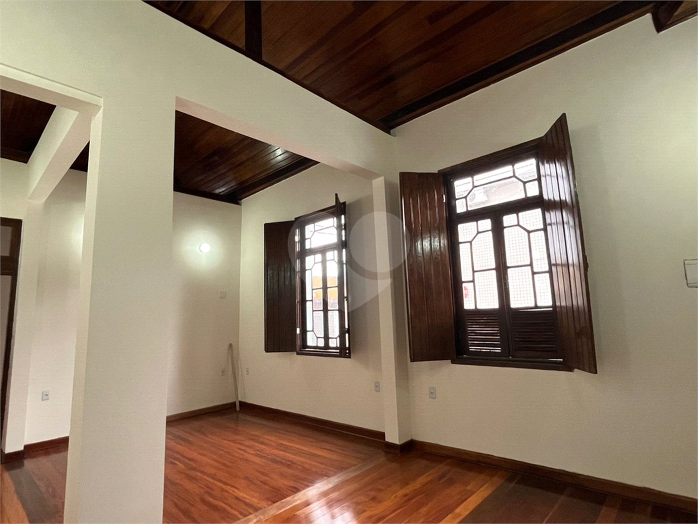 Casa para alugar com 2 quartos no Centro, Mogi das Cruzes, SP