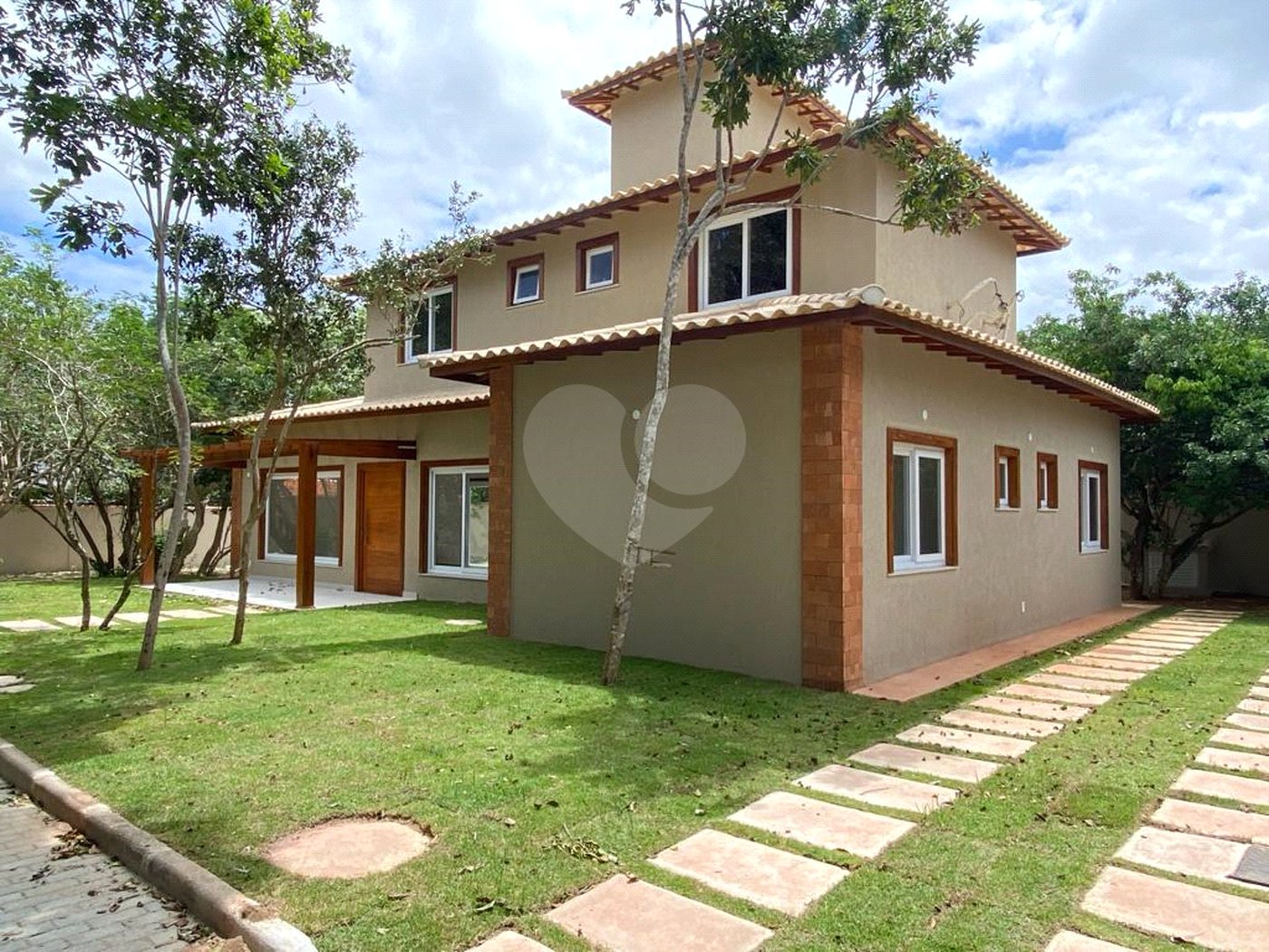 Casa em condomínio à venda com 4 suítes em Praia Rasa, Armação dos Búzios, RJ