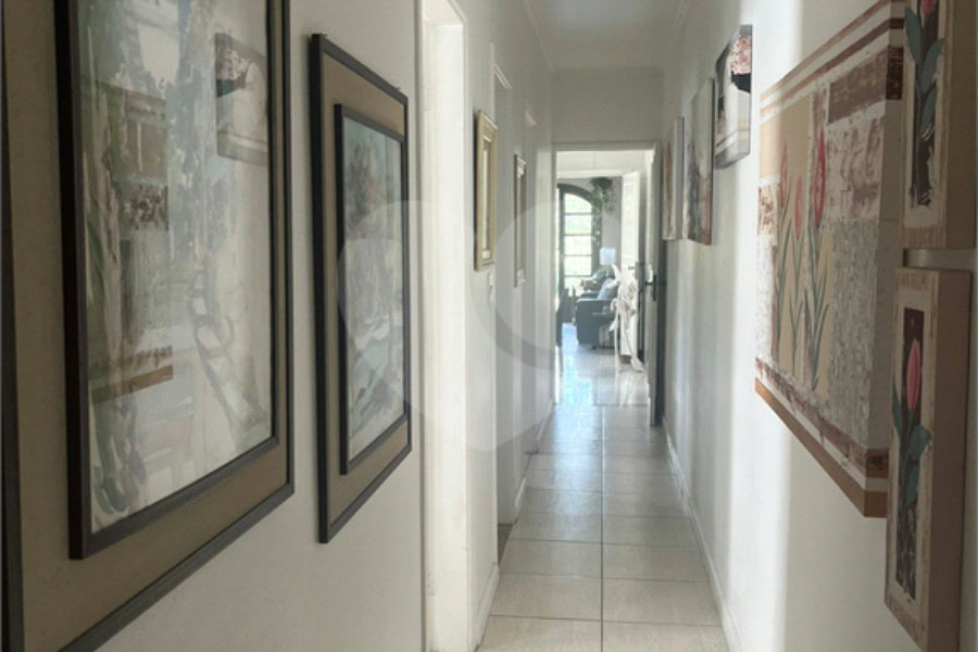 Casa à venda com 4 quartos, sendo 1 suíte, em Horto, São Paulo, SP