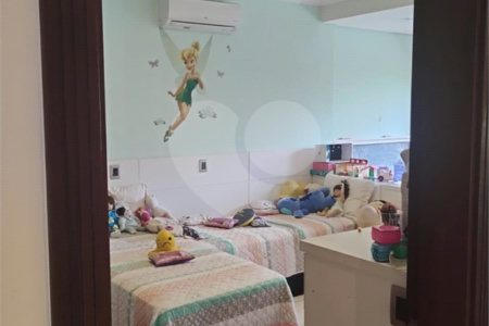 Casa à venda com 5 quartos, sendo 4 suítes, no condomínio Santa Teresa, Jundiaí - SP