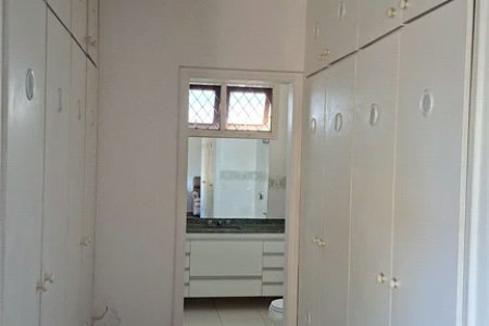 Casa à venda com 5 quartos, sendo 4 suítes, em Butantã, São Paulo, SP