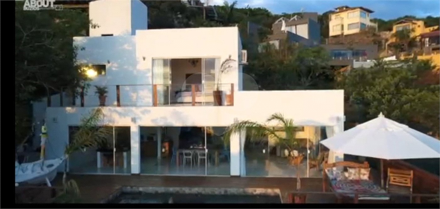 Casa à venda com 4 quartos, sendo 2 suítes,  em Albatroz, Armação dos Búzios, RJ