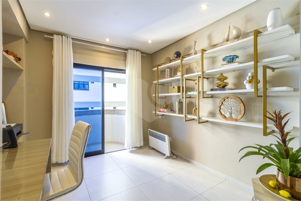 Apartamento à venda com 3 quartos em Campo Belo, São Paulo, SP