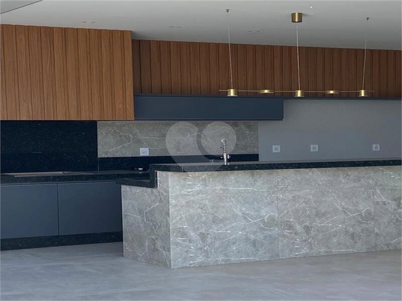 Casa à venda com 3 suítes no condomínio Residencial Maria Dulce, Indaiatuba - SP