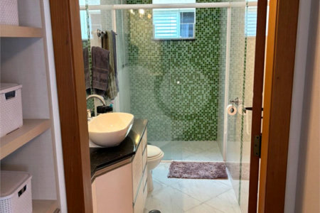 Sobrado à venda com 3 quartos, sendo 1 suíte, em Alto da Mooca, São Paulo, SP