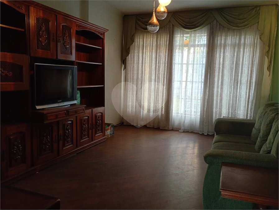 Casa Térrea à venda com 3 quartos em Vila Maria Eugenia, São Paulo, SP