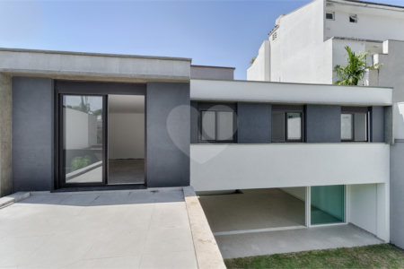 Casa à venda com 4 suítes no condomínio Edifício Jade, São Paulo - SP
