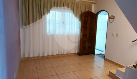 Sobrado à venda com 3 quartos em Jardim City, Guarulhos, SP
