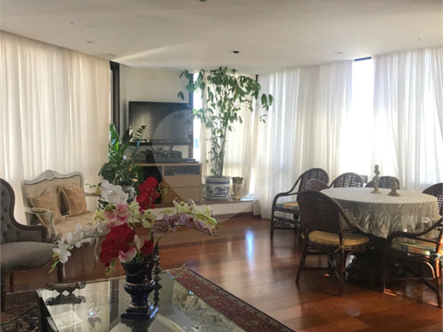 Apartamento à venda ou para alugar com 4 suítes em Santana, São Paulo, SP