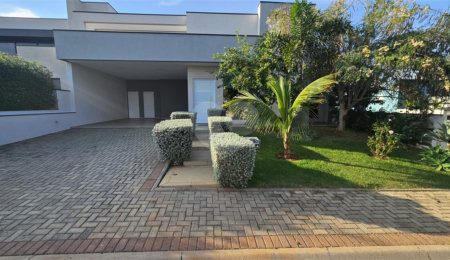 Casa para alugar com 3 suítes no condomínio Dona Lucila, Indaiatuba - SP