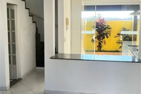 Casa à venda com 2 quartos no condomínio Refugio Canta Galo, Cotia - SP