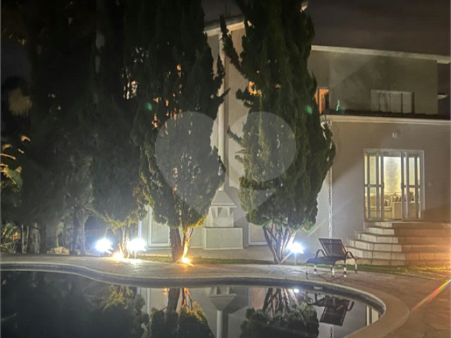 Casa à venda com 4 suítes no condomínio Parque Petrópolis 4 Secção, Mairiporã - SP