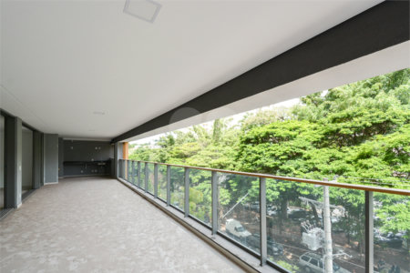 Apartamento à venda com 4 suítes em Sumaré, São Paulo, SP