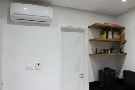 Apartamento à venda com 4 quartos, sendo 3 suítes, em Parque Reboucas, São Paulo, SP
