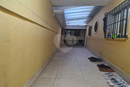Casa à venda com 3 quartos, sendo 1 suíte, em Vila Paulista, São Paulo, SP