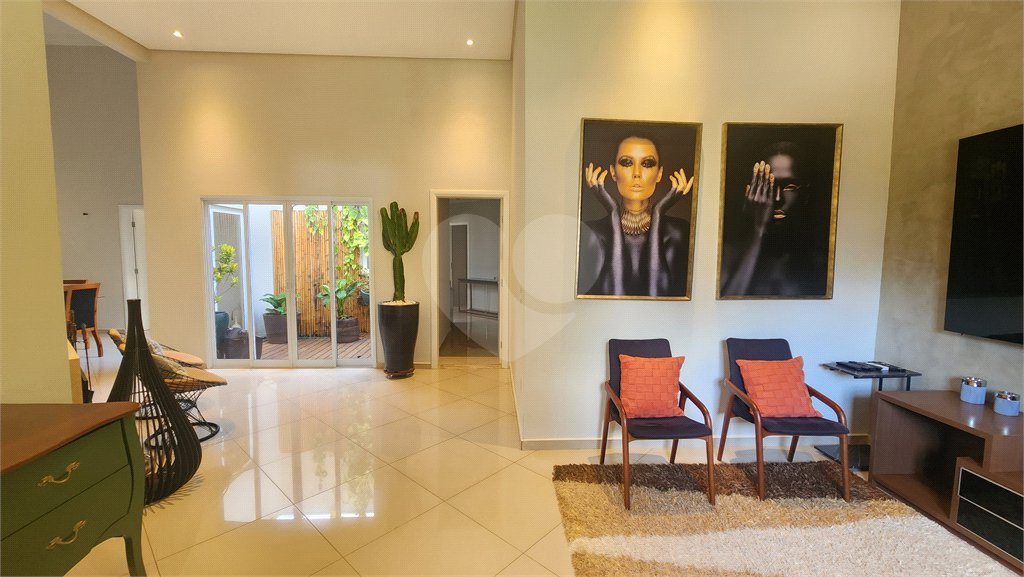 Casa à venda com 3 suítes no condomínio Vivendas do Lago, Sorocaba - SP