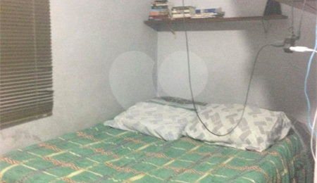 Casa à venda com 4 quartos, sendo 1 suíte,  em Vila Maria, São Paulo, SP