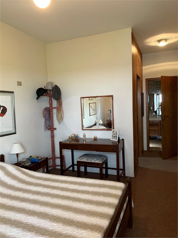 Apartamento à venda com 4 quartos, sendo 2 suítes, em Real Parque, São Paulo, SP