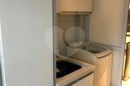 Apartamento à venda com 2 suítes em Vila Andrade, São Paulo, SP