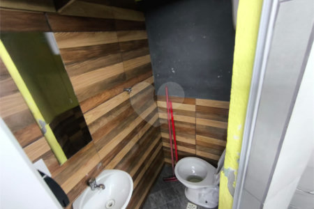 Sobrado à venda com 2 quartos, sendo 1 suíte, em Jardim Jamaica, São Paulo, SP