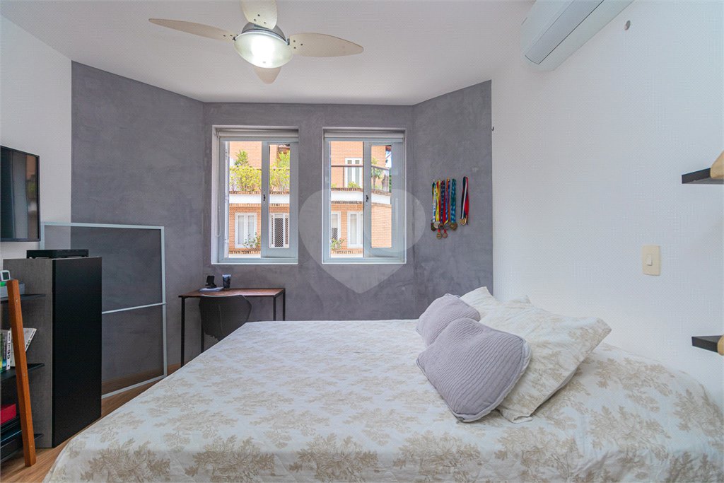 Casa à venda com 4 suítes no condomínio Vila Inglesa, São Paulo - SP