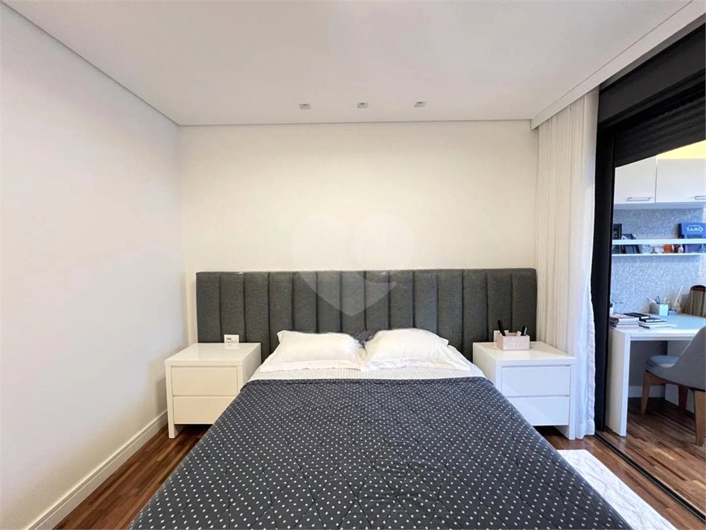Apartamento à venda com 2 suítes em Vila Romana, São Paulo, SP