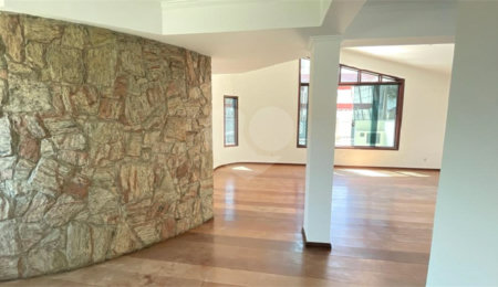 Casa à venda com 3 quartos, sendo 1 suíte,  em Jardim Pires de Mello, Sorocaba, SP