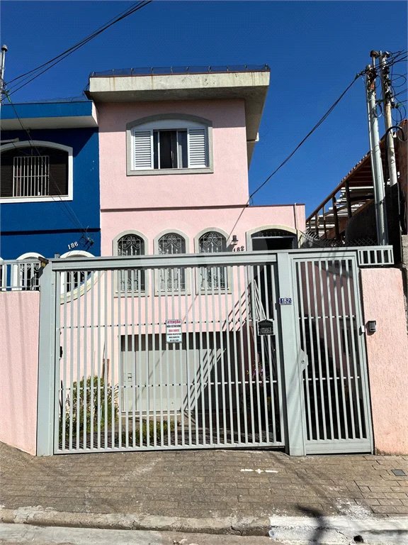 Sobrado à venda com 3 quartos, sendo 1 suíte,  em Vila Mazzei, São Paulo, SP