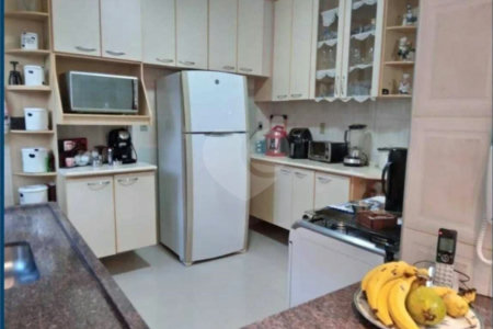 Casa à venda com 3 quartos, sendo 2 suítes, em Jardim Paulista, Atibaia, SP