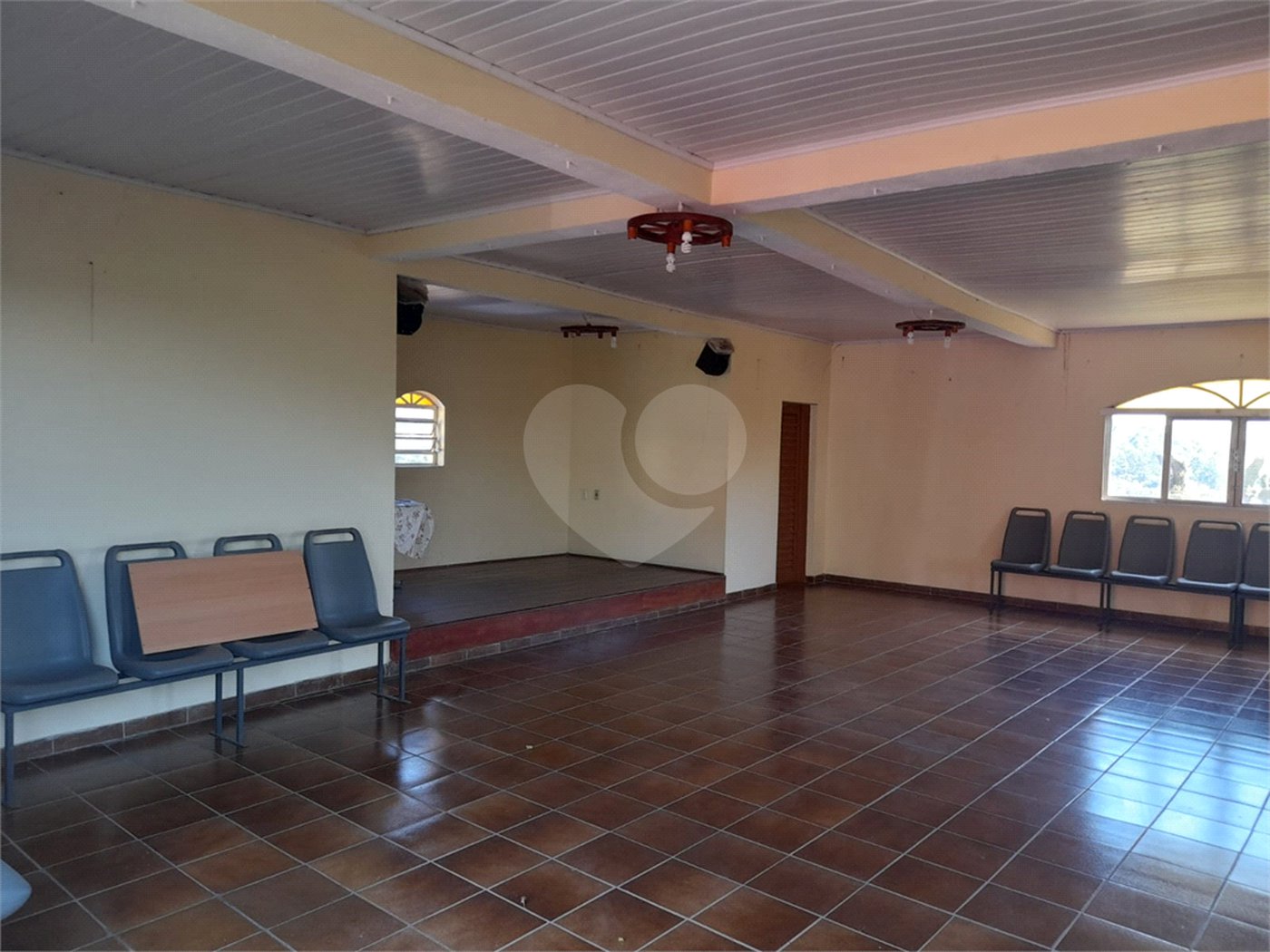 Casa à venda com 5 quartos, sendo 1 suíte, em Chácaras Bom Tempo, Franco da Rocha, SP