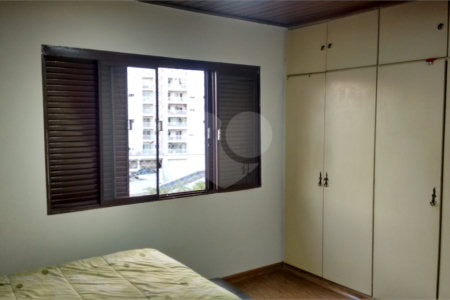 Sobrado à venda com 3 quartos, sendo 1 suíte,  em Jardim das Vertentes, São Paulo, SP